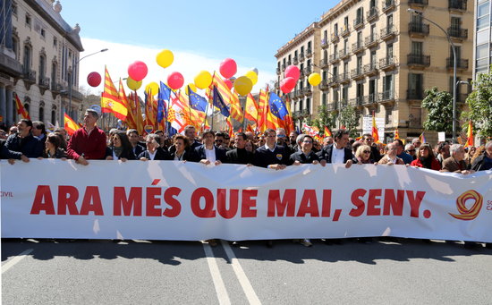 Pro-Spain demonstration in Barcelona (by Jordi Bataller)